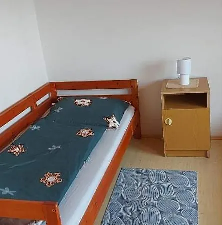 Visszavar-lak Privat Berlemeny 3* バダチョニトマイ