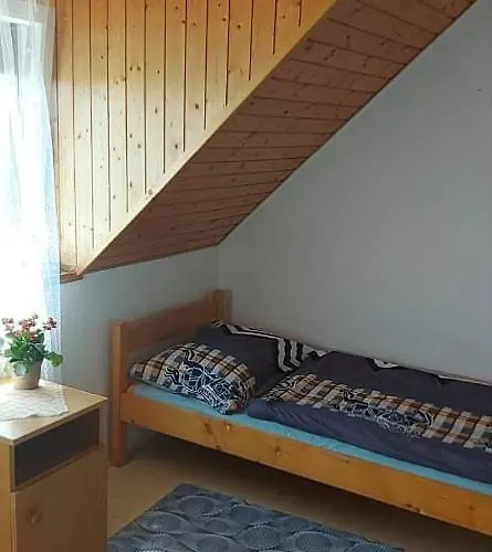 Visszavar-lak Privat Berlemeny