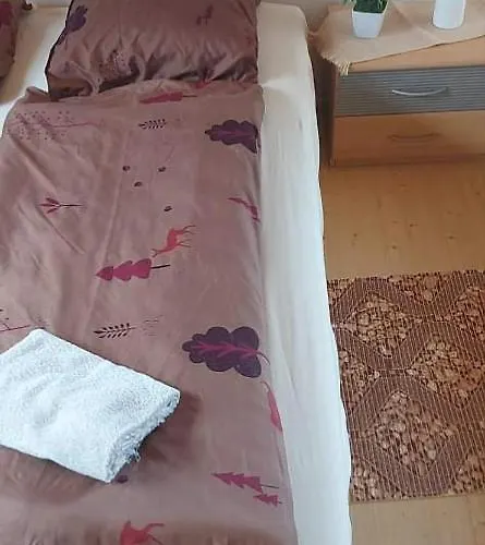 Visszavar-lak Privat Berlemeny بيت ضيافة