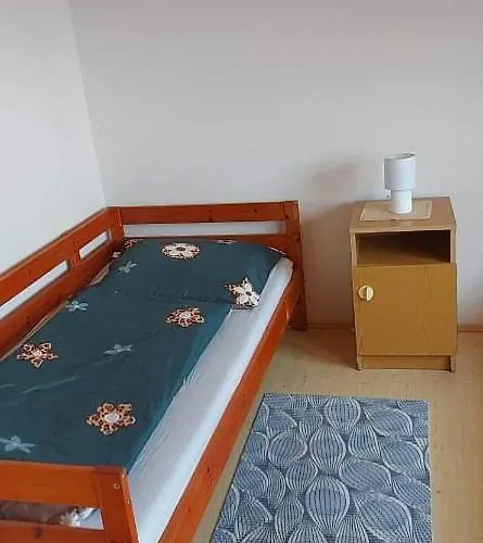 Visszavar-lak Privat Berlemeny 3* باداتشونيتوماي